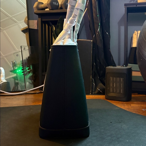 Michael Kors Jet Set Travel Large Saffiano Leather Tote Bag - Picture 2 of 5